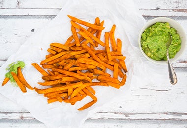 Hacer papas fritas con guacamole