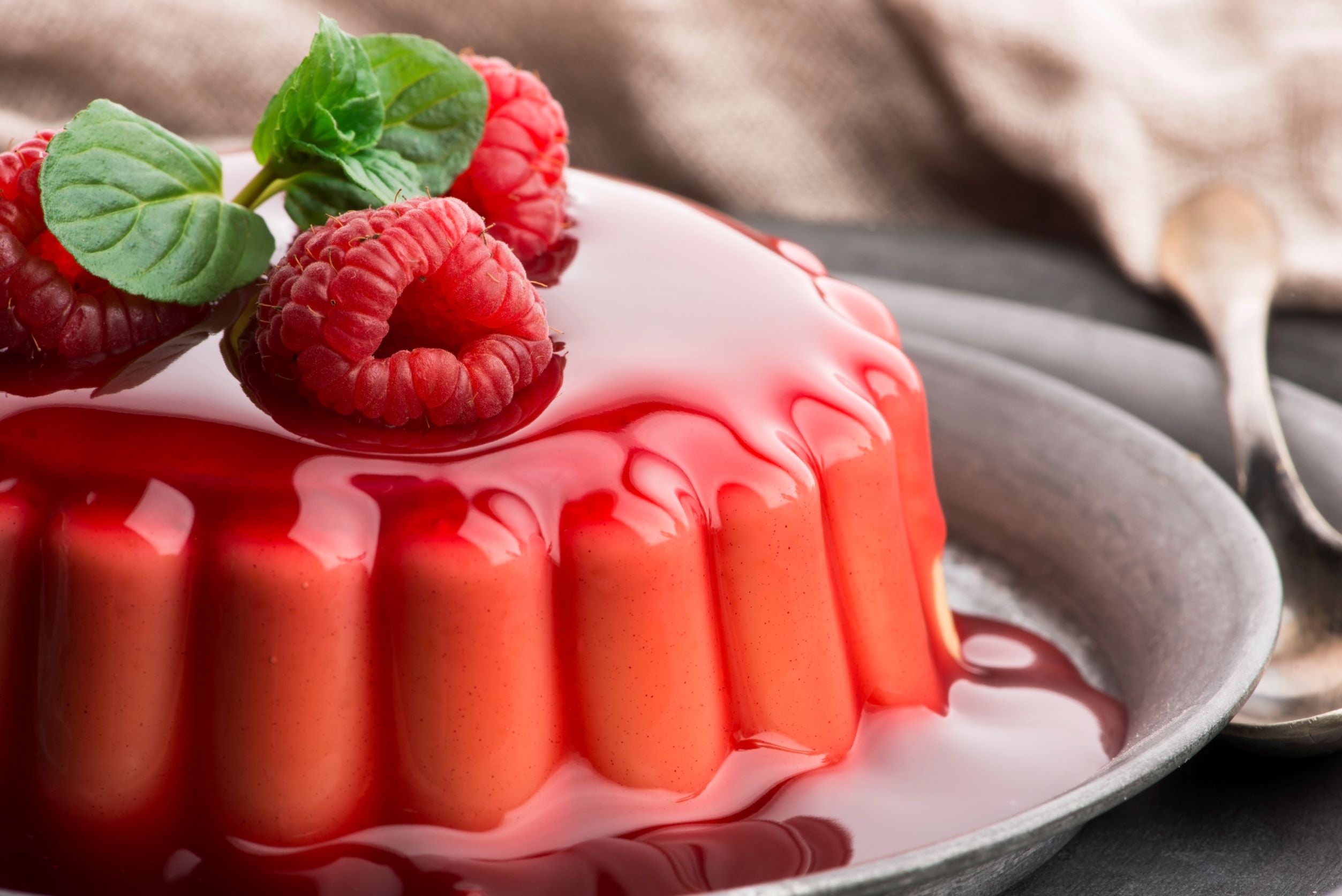 Gelatina de Leche ANCHOR® con Frutillas Recetas Nestlé