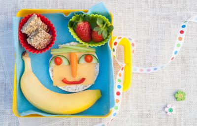 Un desayuno para niños muy divertido Un desayuno para niños muy divertido