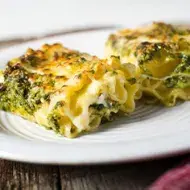 Lasaña con un tipo de pesto clásico, el genovés.