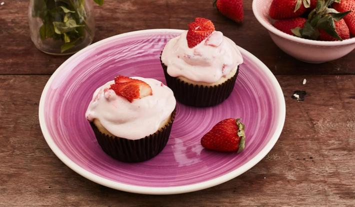 Cupcake de fresas con leche condensada